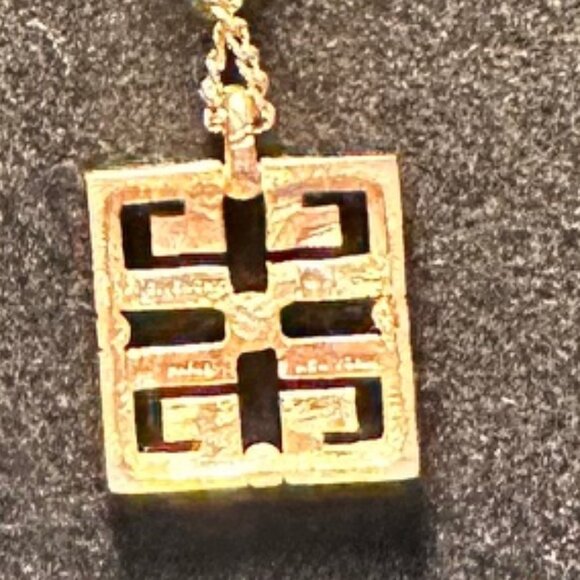 Givenchy 4G Necklace with Crystals - EUC - Picture 3 of 4